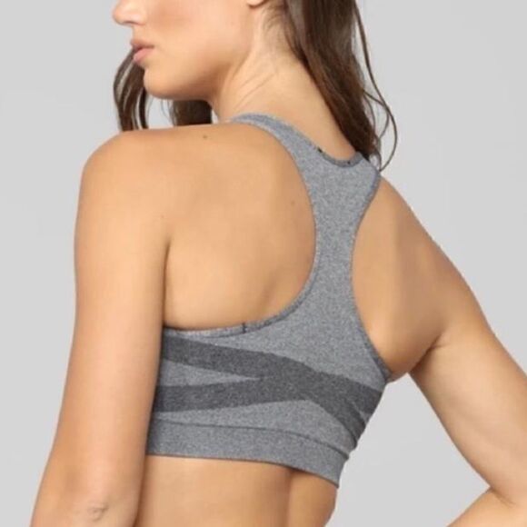 Fashion Nova First Place Babe Sports Bra Performance Top Charcoal Gray Crop L/XL - Picture 3 of 5